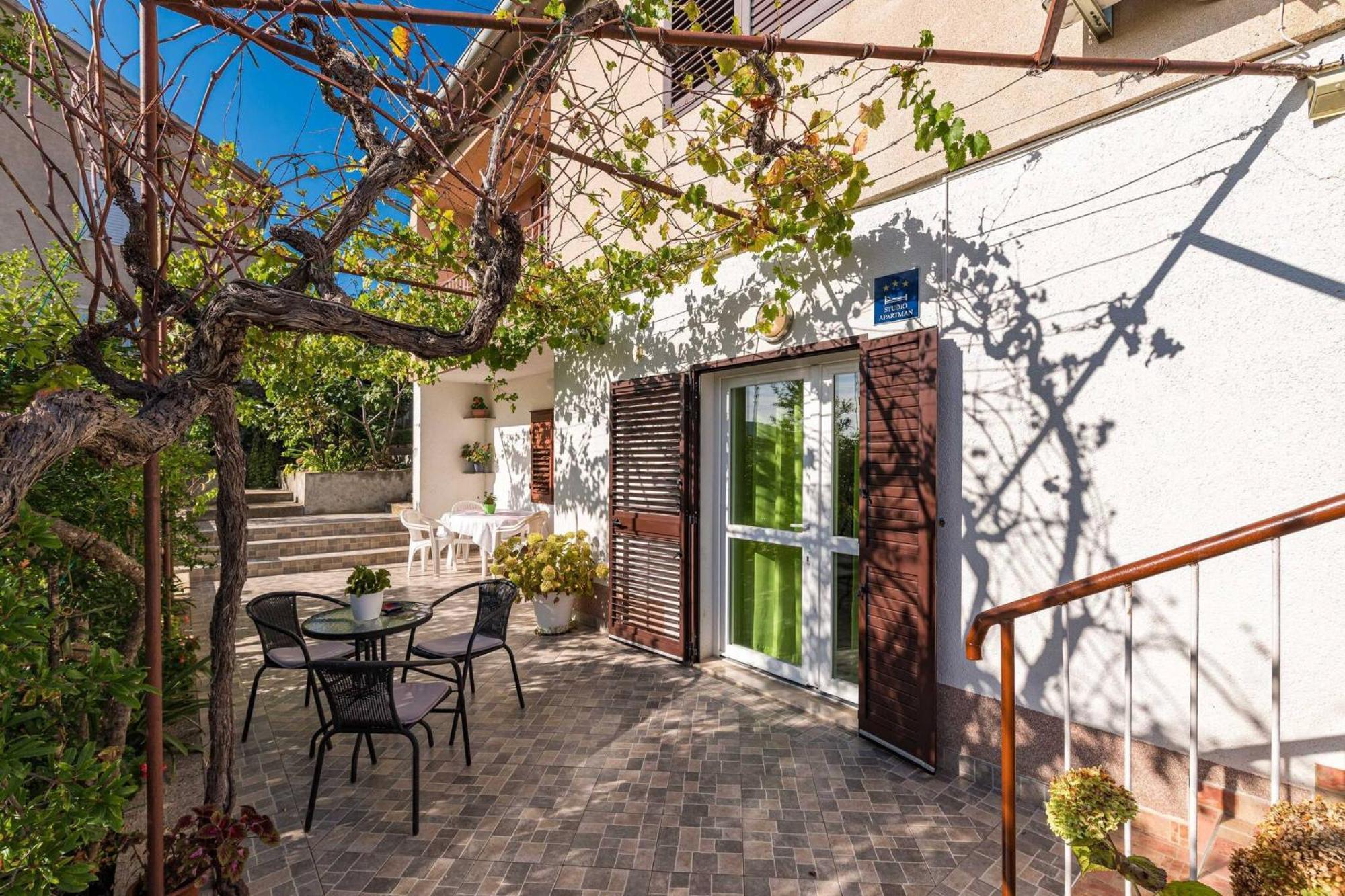 Studio Apartment Sekula Šibenik Buitenkant foto